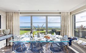 Beam Ends - Beachfront House, Parking, Allows Pet